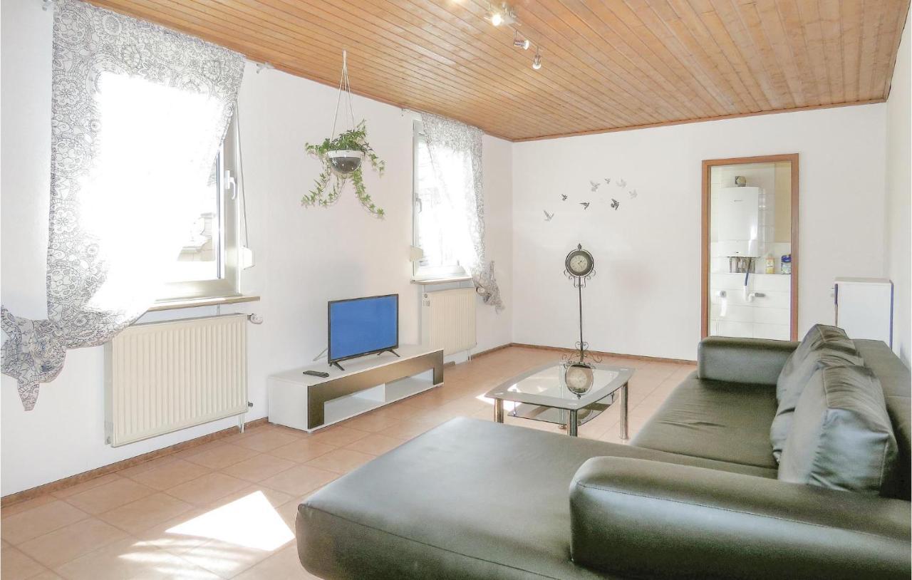 Gorgeous Apartment In Lahnstein With Kitchen Bagian luar foto